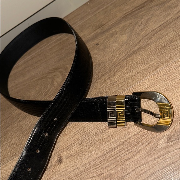 Gianni Versace Vintage Gold and Silver Tone belt Size 32 - Picture 4 of 8